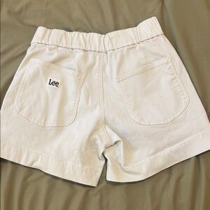 Lee Women's Cream High Waist Shorts